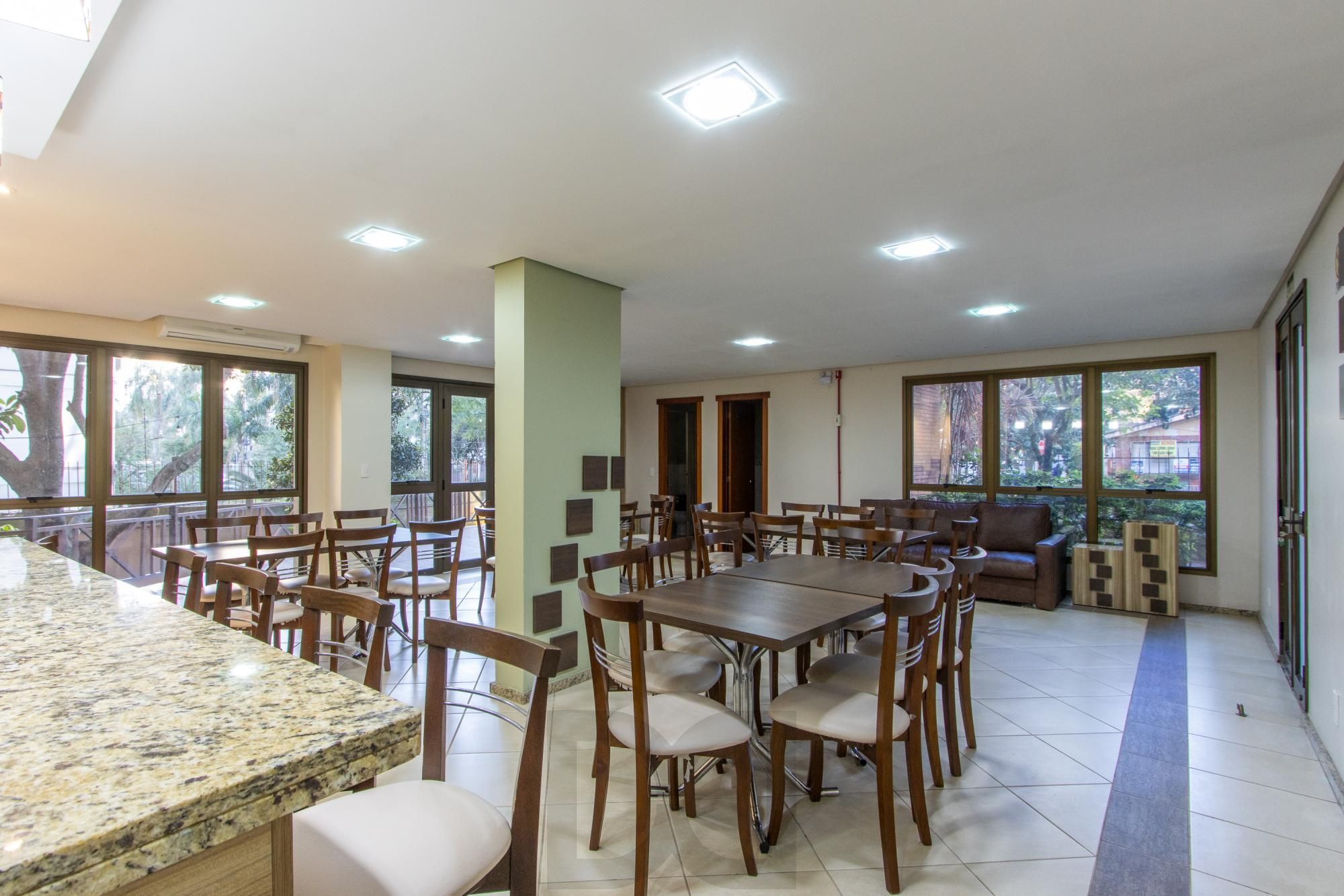 Apartamento no bairro Tristeza, Reformado e em ótimo estado! — foto 34