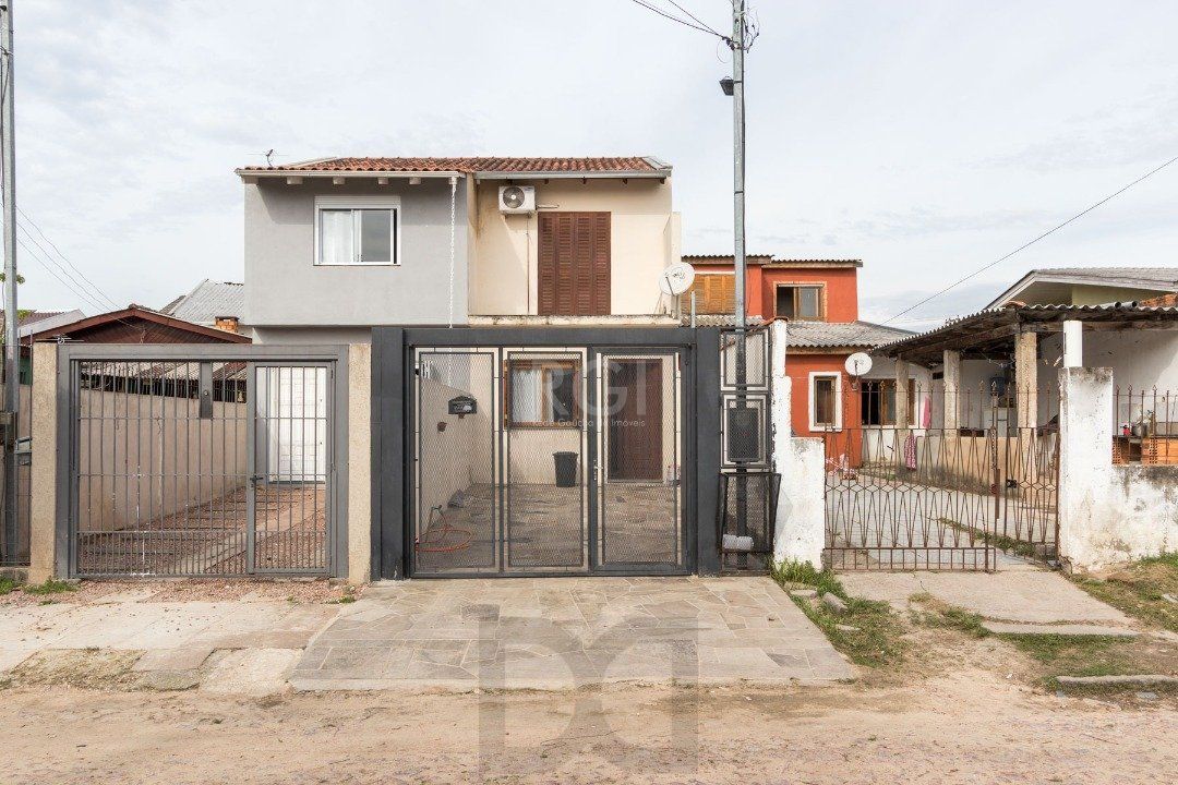 Casa para Venda - 130m², 2 dormitórios, 2 vagas - Hípica — foto 1