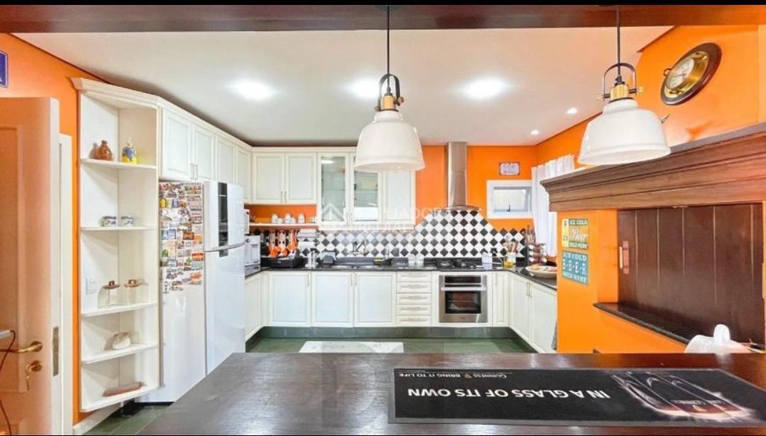 Casa com 3 dormitórios, bairro Sétimo Céu em Porto Alegre — foto 4