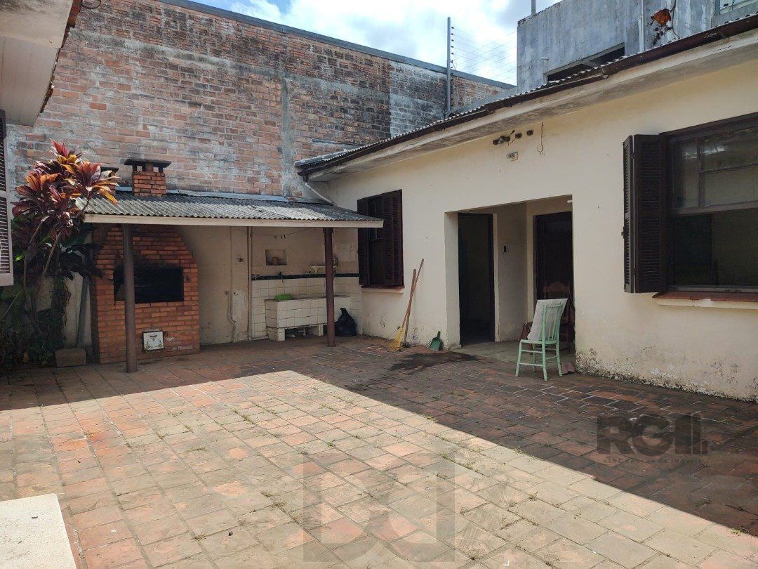 Casa comercial térrea na Av. Aparício Borges - bairro Teresópolis — foto 6
