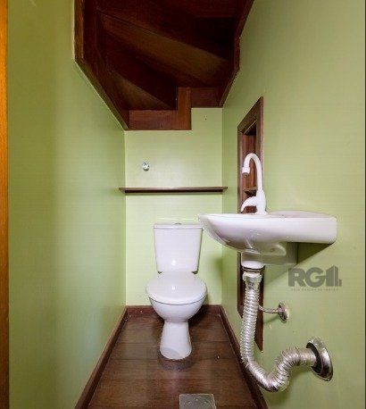 Casa de 3 dormitórios com 2 vagas de garagem no bairro Jardim Isabel — foto 3