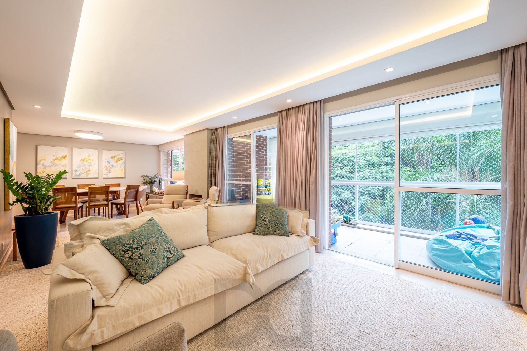 Apartamento 3 dormitórios, sendo 3 suítes e 3 vagas — foto 2