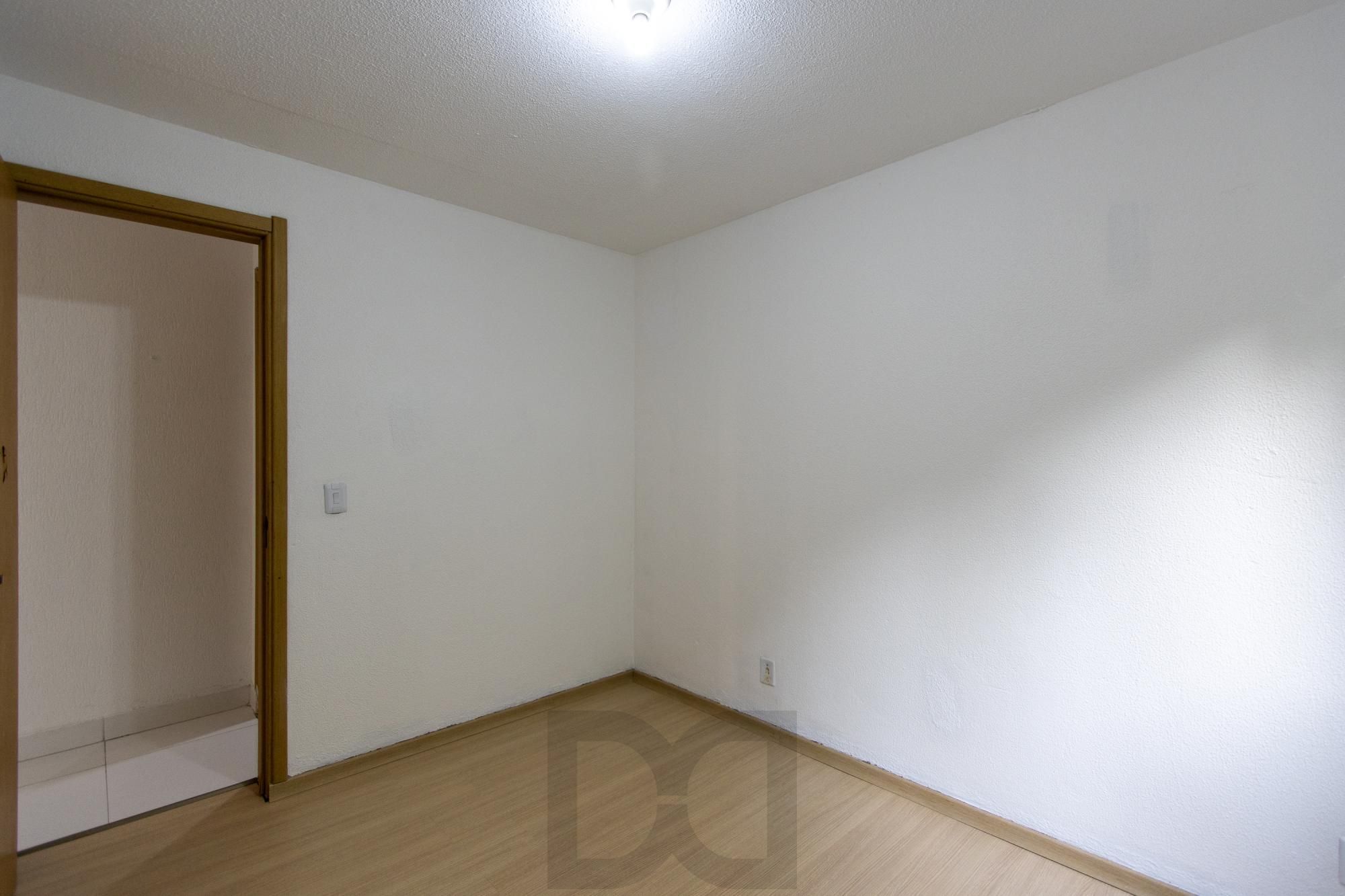 Apartamento reformado, 2 dormitórios, 1 vaga — foto 16
