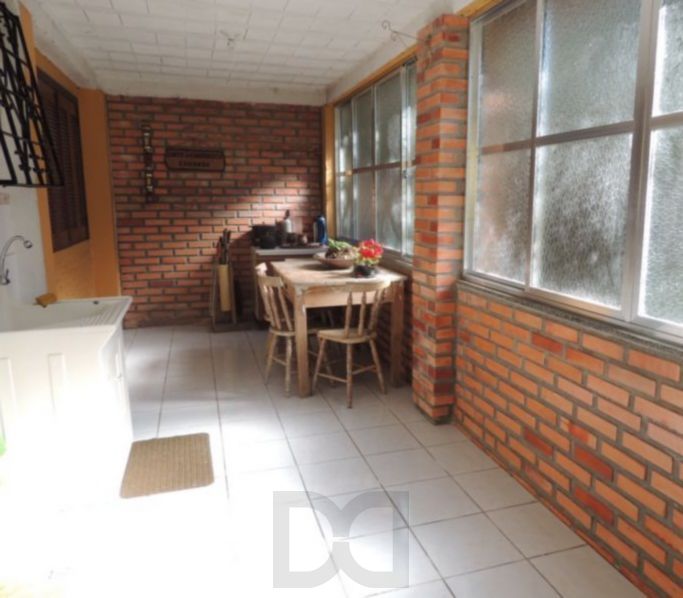 Sobrado para Venda - 800m², 3 dormitórios, Belém Novo — foto 4
