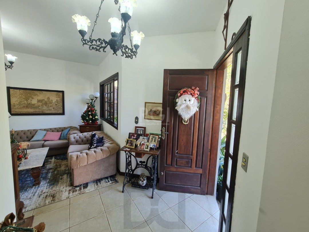 Casa em lindo terreno alto ao nível da rua medindo 10 × 32 onde consta uma residência térrea com 136m2 de área privativa, — foto 12