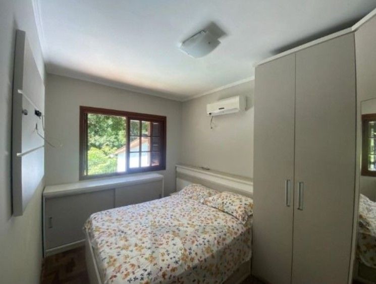 Casa 4 dormitórios, localizada no bairro Hípica, em Porto Alegre. — foto 15