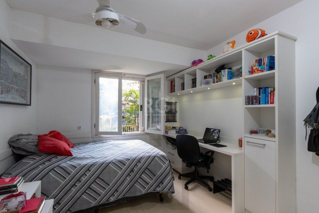 Casa para Venda - 300m², 4 dormitórios, sendo 2 suites, 4 vagas - Vila Assunção — foto 32