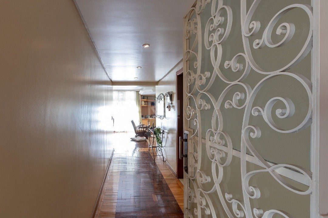Apartamento para Venda - 160m², 3 dormitórios, sendo 1 suites, 2 vagas - Centro Histórico — foto 3
