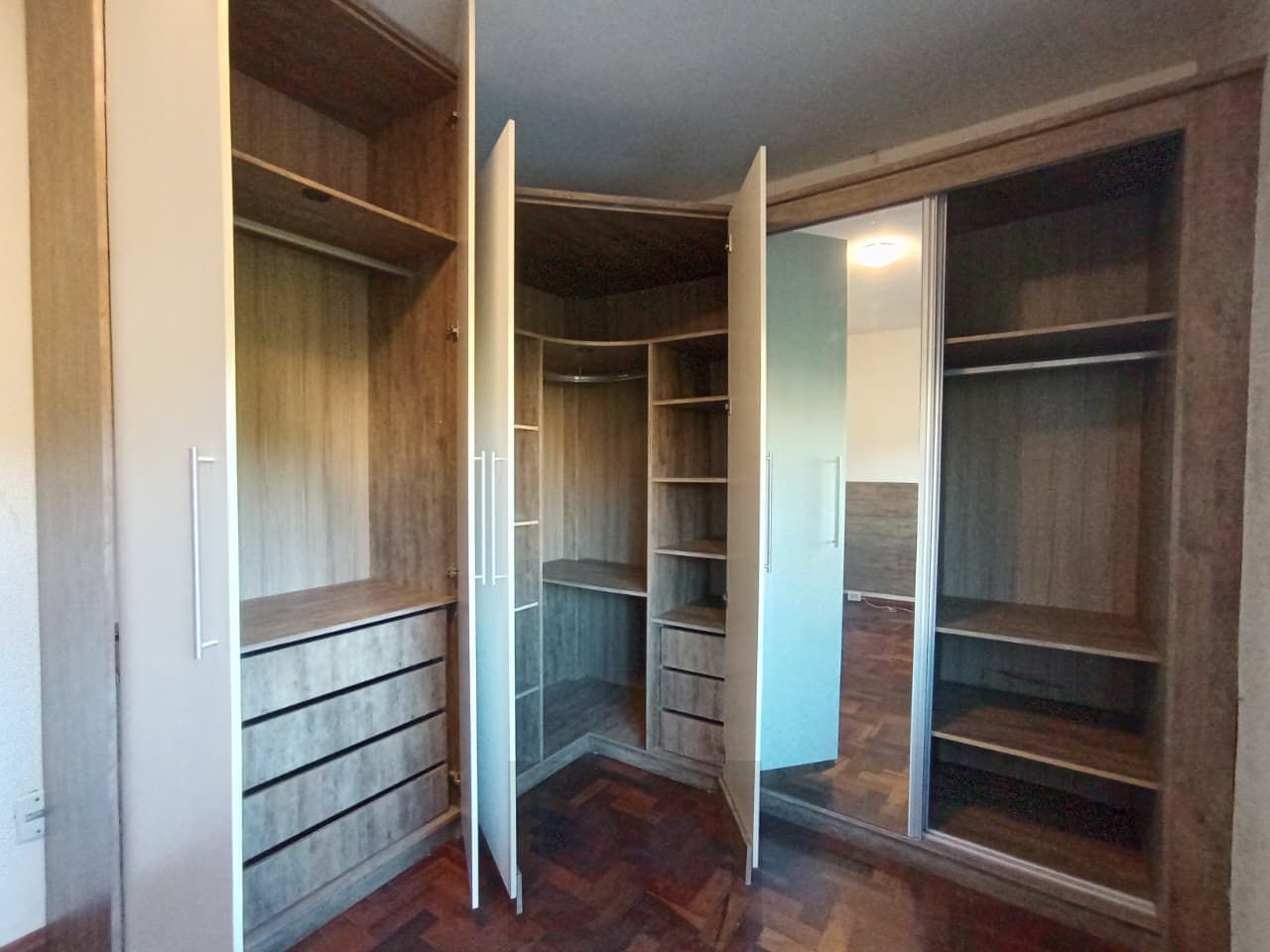 Apartamento de dois dormitórios á venda no bairro Cristal em Porto Alegre. — foto 10