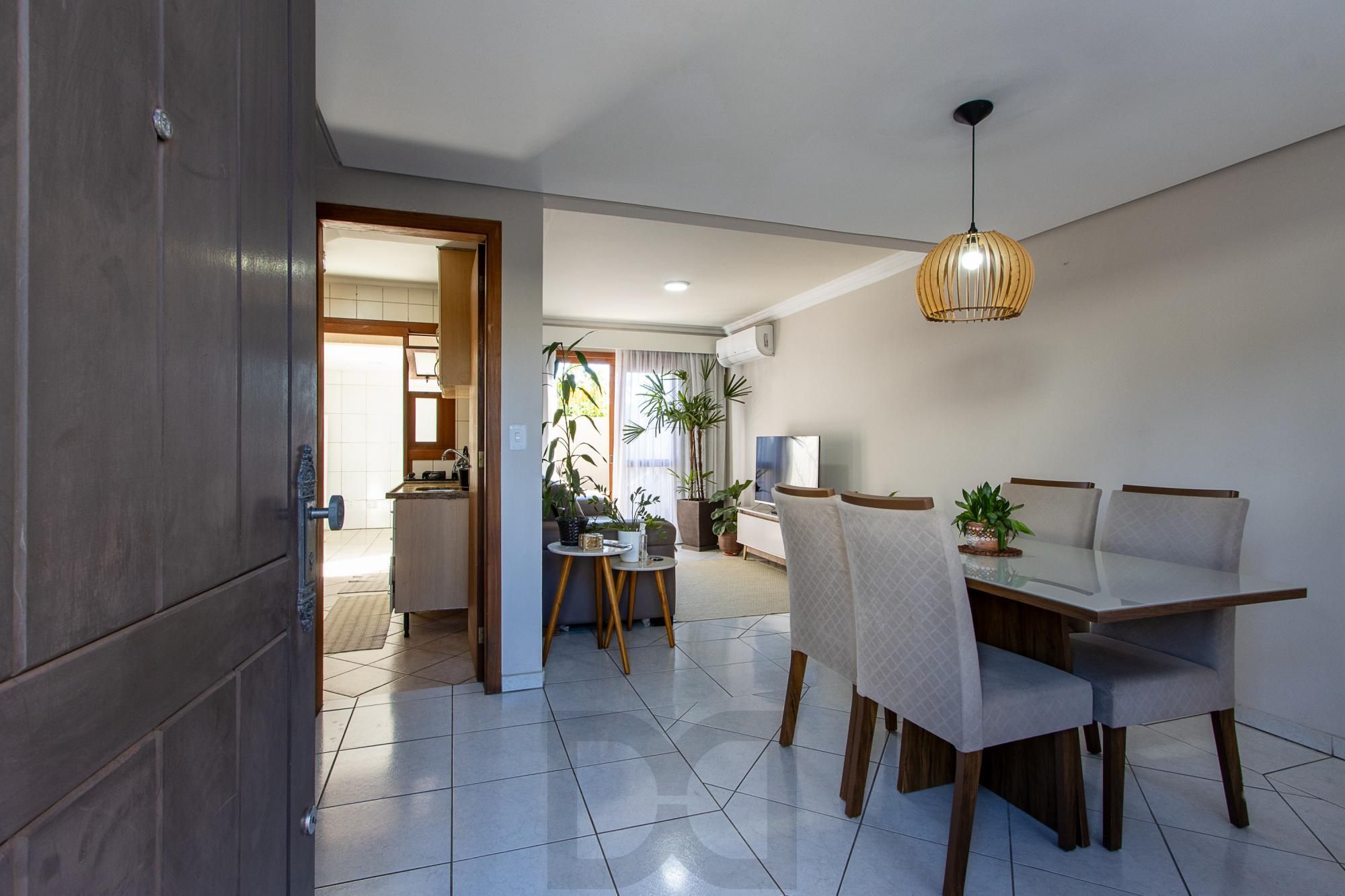 Casa em condomínio fechado, 104m² privativos, 2 quartos, 1 vaga, bairro Camaquã — foto 4