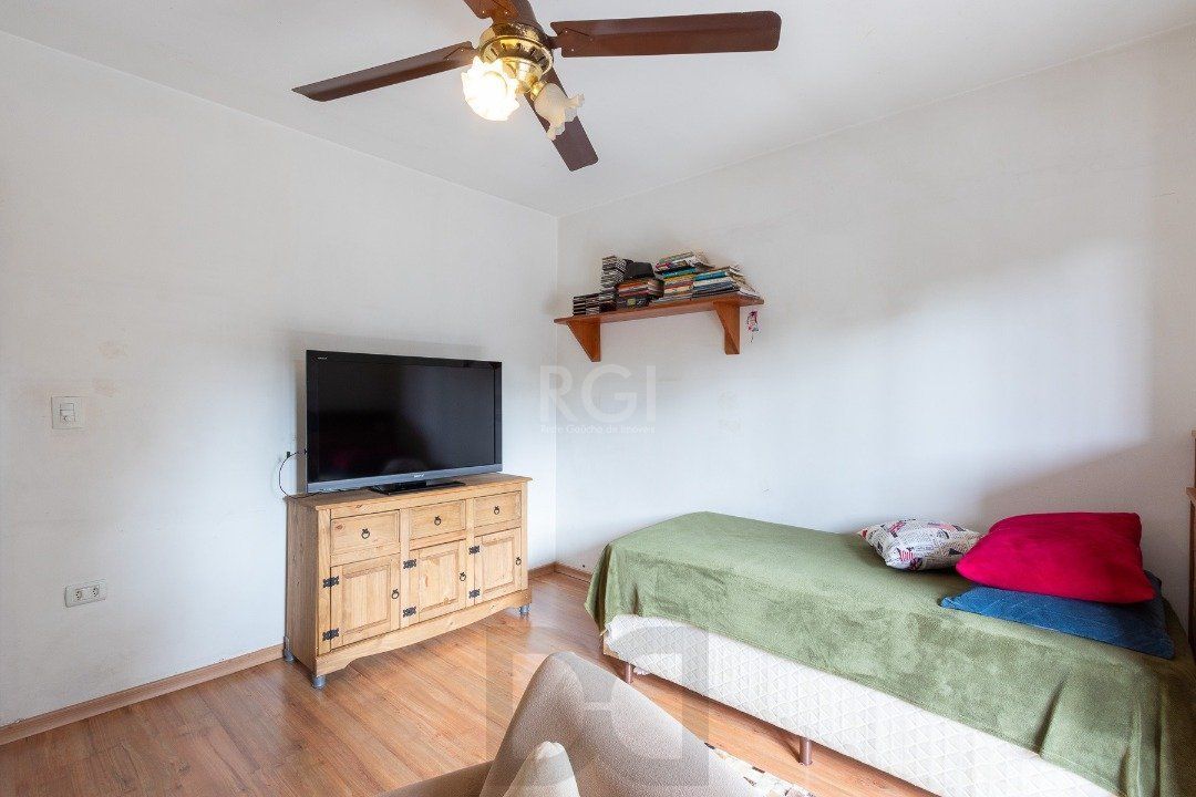 Casa para Venda - 300m², 5 dormitórios, 2 vagas - Cavalhada — foto 25