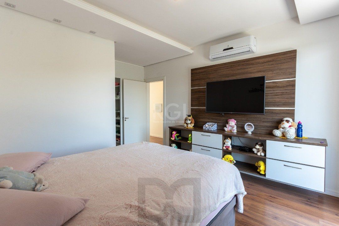 Casa para Venda - 420m², 3 dormitórios, sendo 3 suites, 8 vagas - Ipanema — foto 37