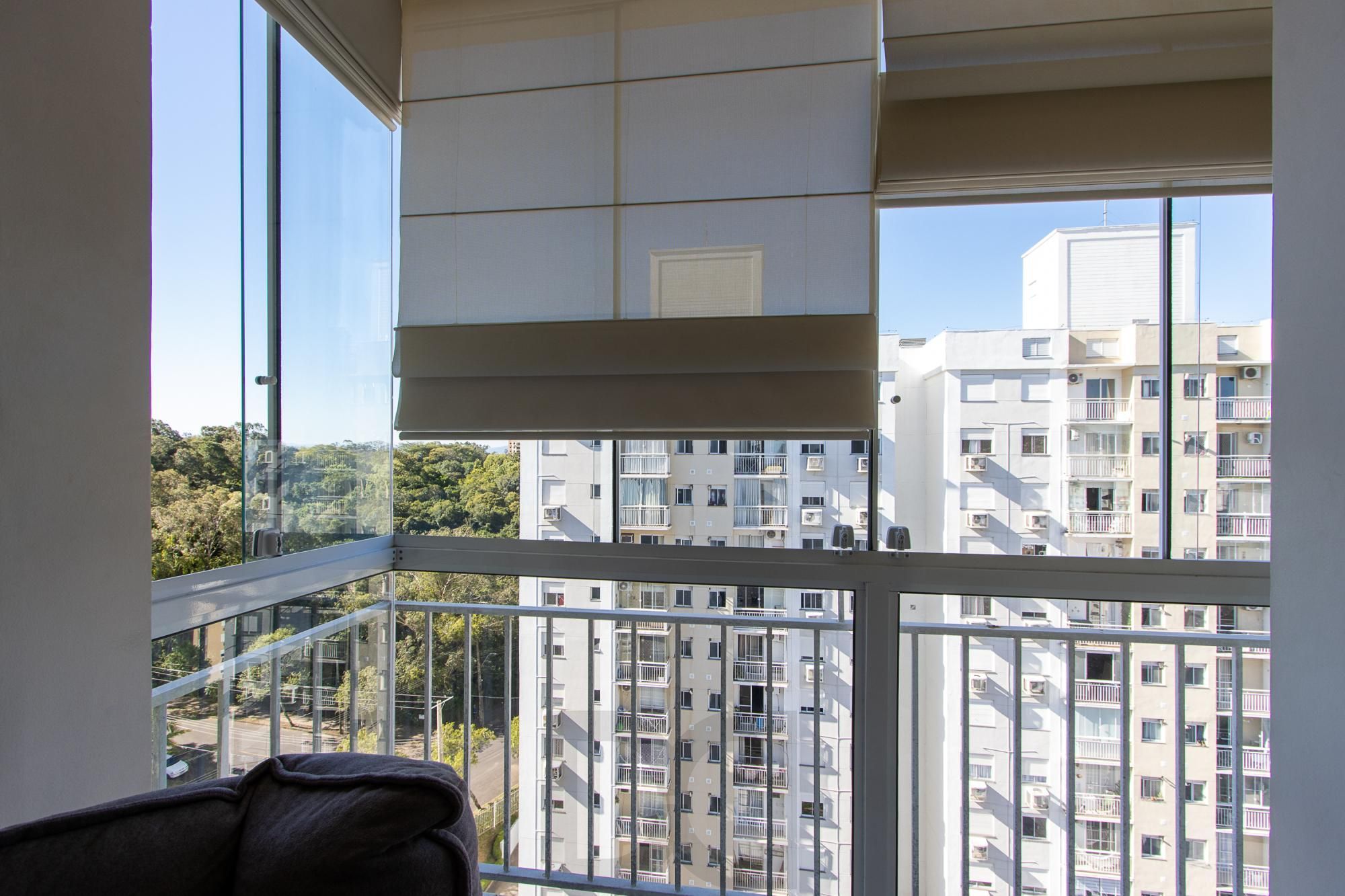 Apartamento, 2 dormitórios e 1 vaga, bairro Jardim Carvalho. — foto 22