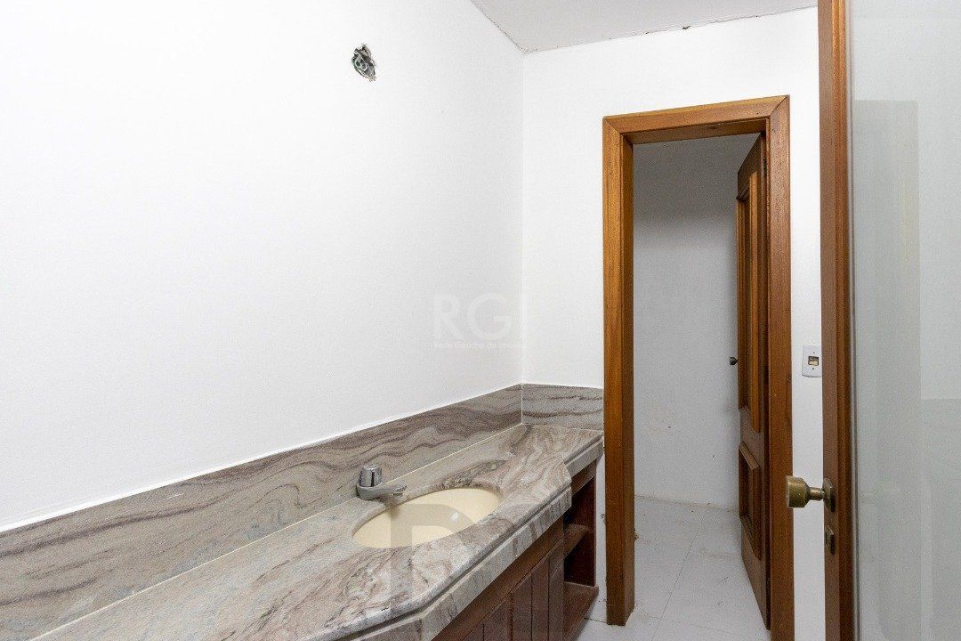 Casa para Venda - 558.14m², 4 dormitórios, sendo 4 suites, 6 vagas - Jardim Isabel — foto 45