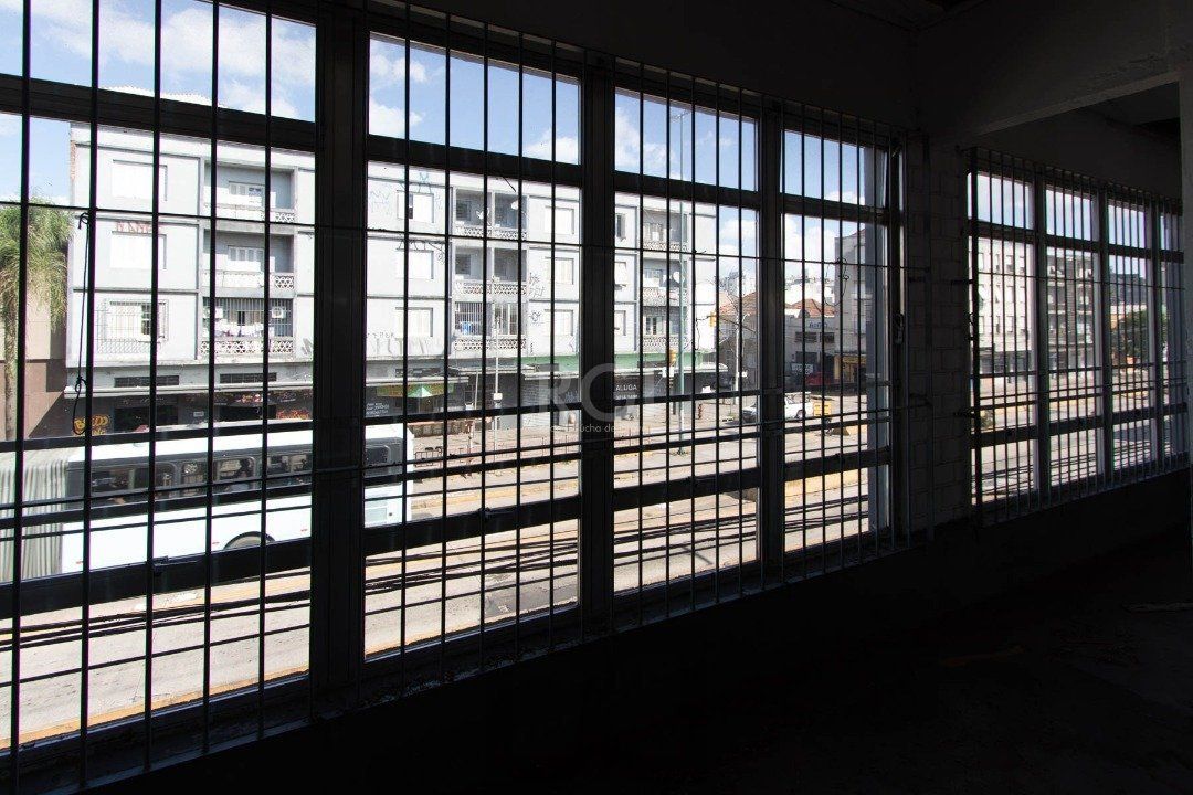 Pavilhão para Venda - 1257.35m², 0 dormitórios, 6 vagas - Floresta — foto 11