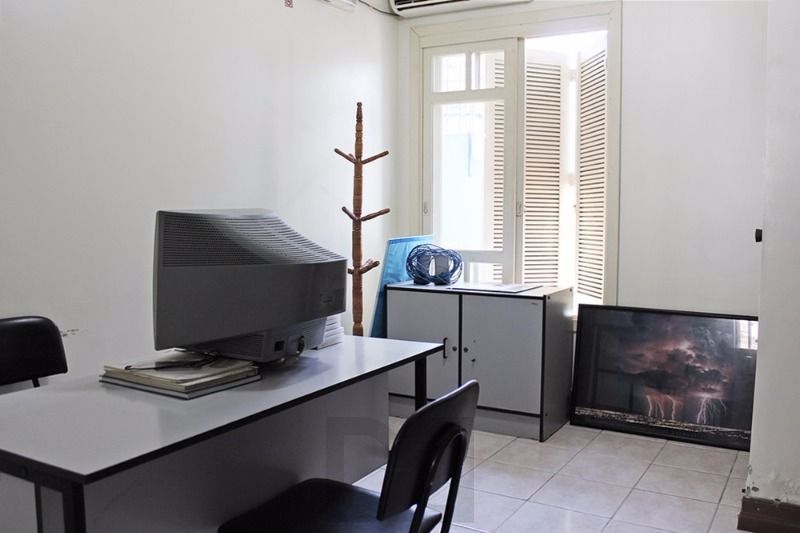 Predio para Venda - 236m², 0 dormitórios, 4 vagas - Menino Deus — foto 11