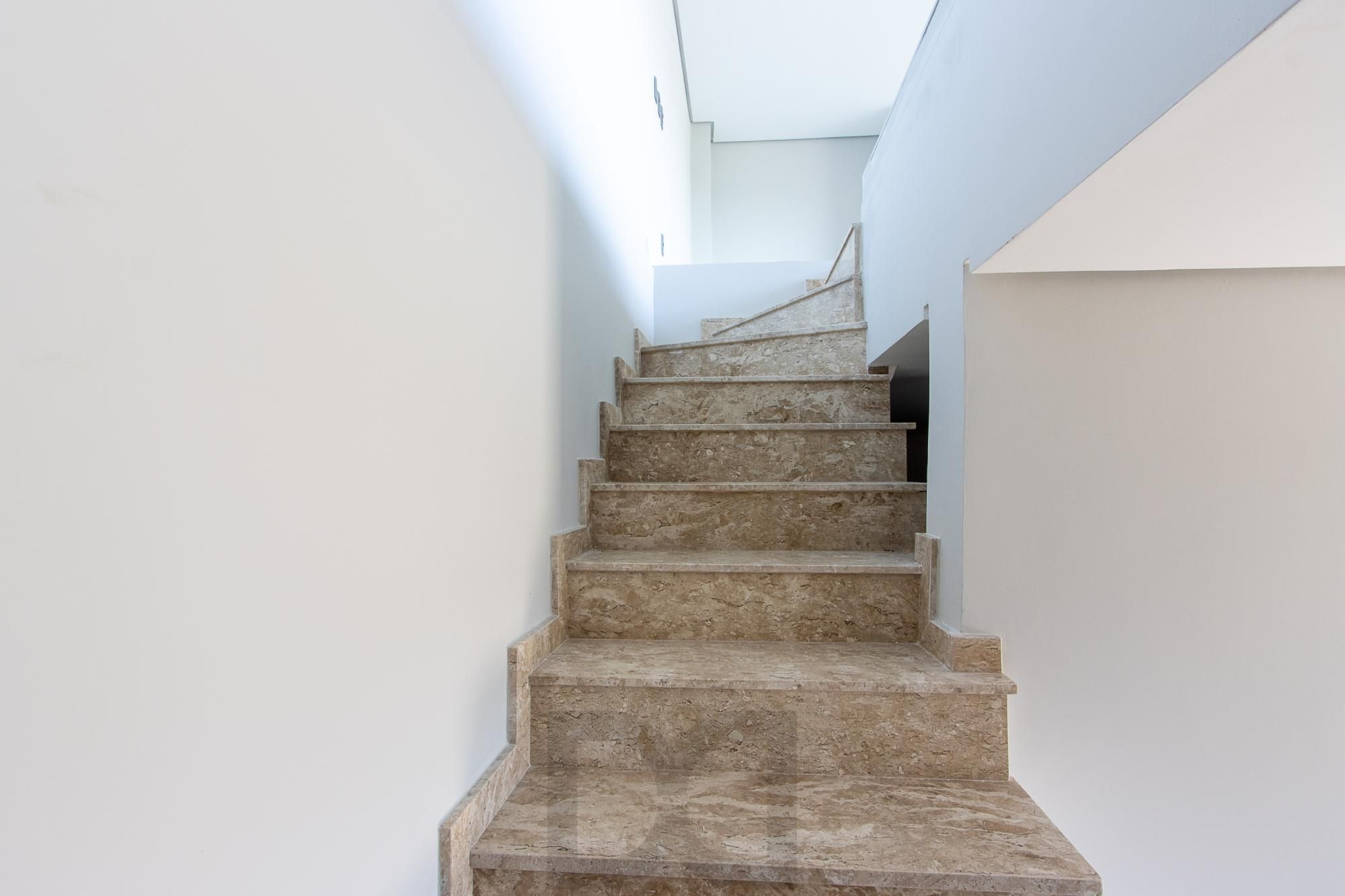 Casa em condomínio com conforto e exclusividade no bairro Tristeza — foto 11