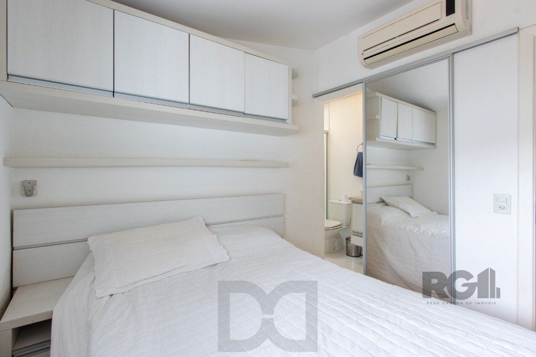Casa em condominio . com 6 suites, sendo 3 suítes master com closet e hidro. — foto 51