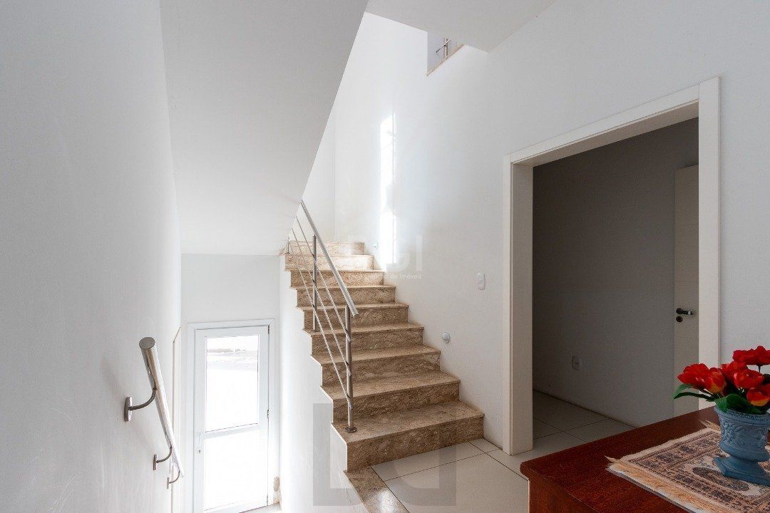 Casa para Venda - 377m², 4 dormitórios, sendo 3 suites, 3 vagas - Guarujá — foto 25
