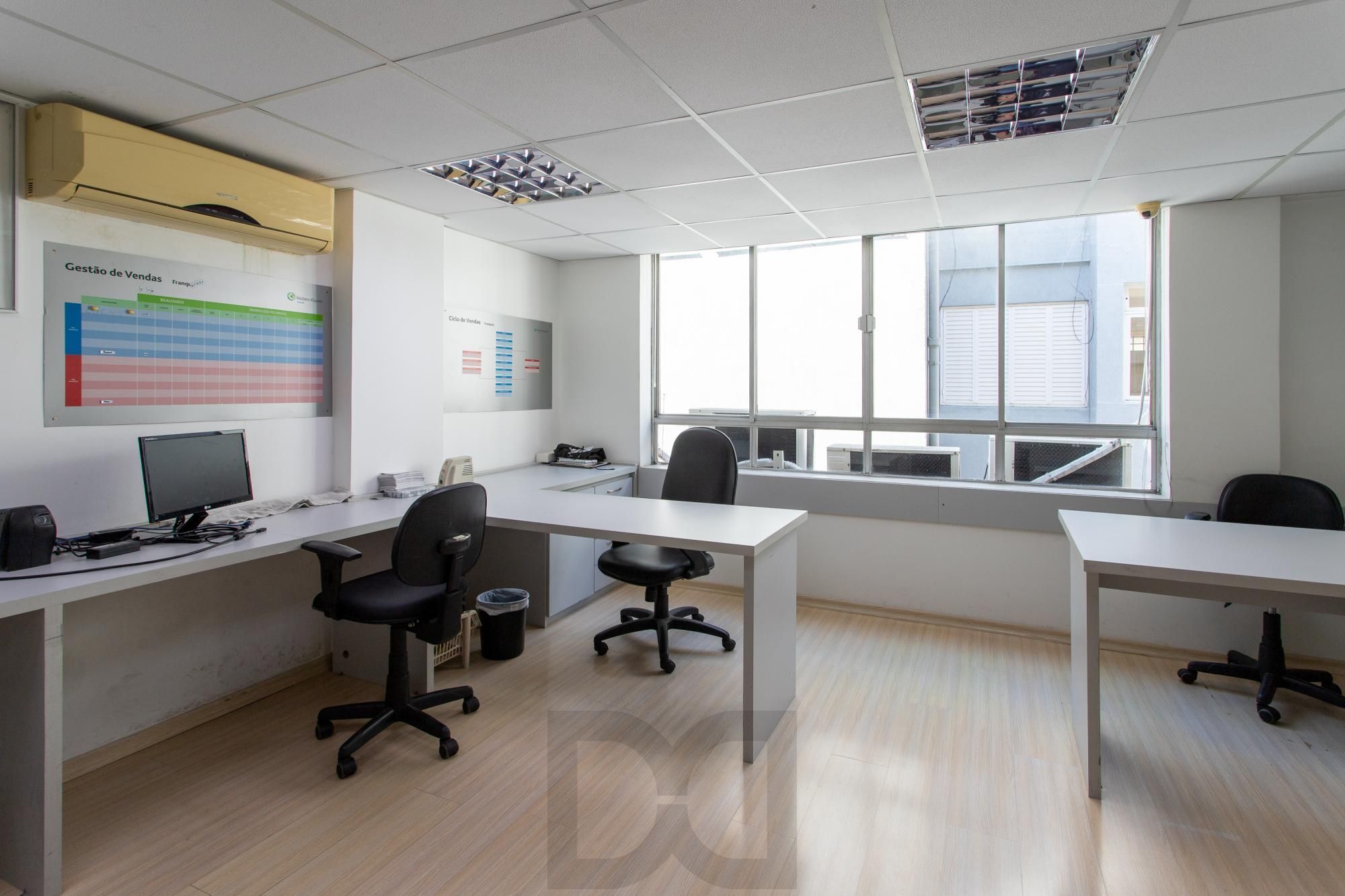 Andar inteiro mobiliado com 215 m² para até 60 pessoas — foto 1