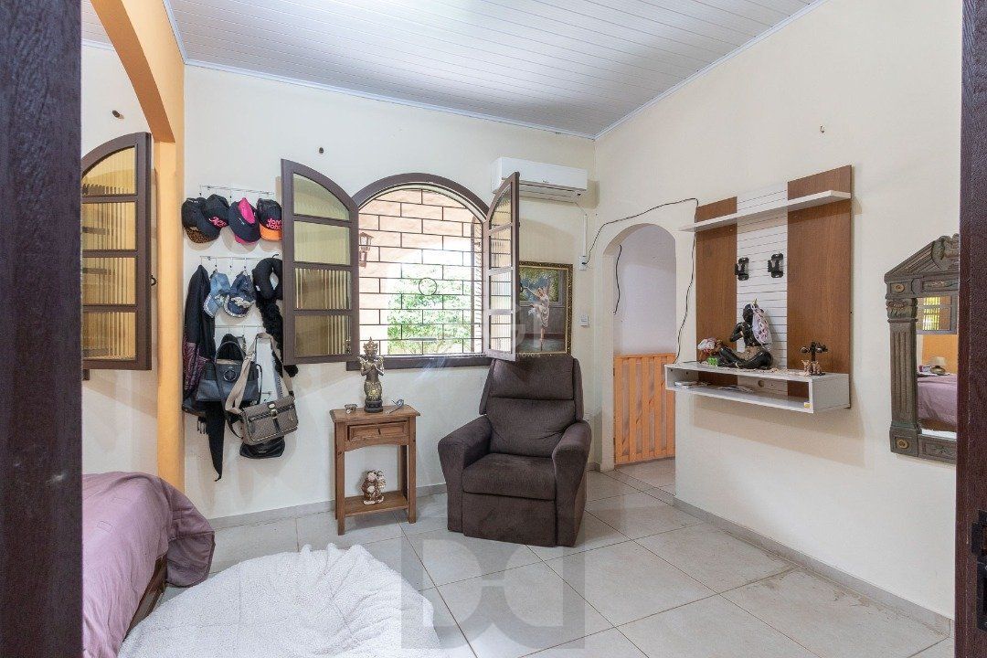 Casa para Venda - 380m², 3 dormitórios, sendo 1 suites, 3 vagas - Tristeza — foto 15