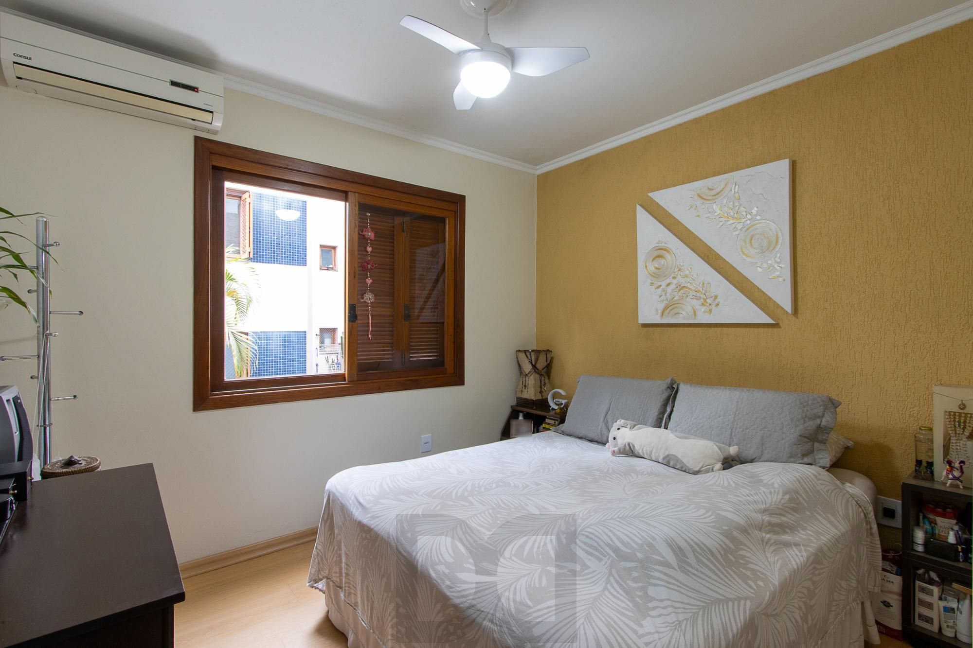 Apartamento de 3 dormitórios, 1 suíte e 3 vagas no bairro Ipanema. — foto 23