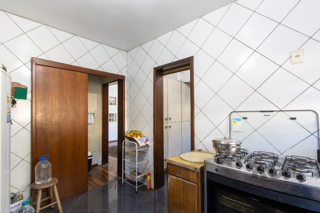 Casa para Venda - 300m², 3 dormitórios, sendo 1 suites, 4 vagas - Tristeza — foto 19