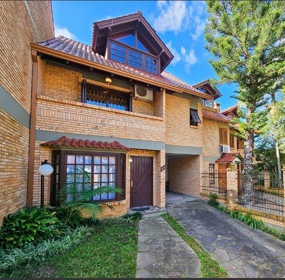 Casa de 3 dormitórios com 2 vagas de garagem no bairro Jardim Isabel — foto 1