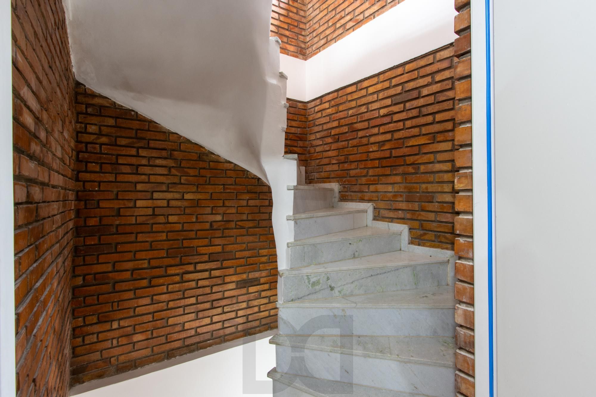 PRÉDIO RESIDENCIAL OU AIRBND, COM 2 APARTAMENTOS DE 1 E 2 DORMITÓRIOS - BAIRRO NONOAI — foto 51