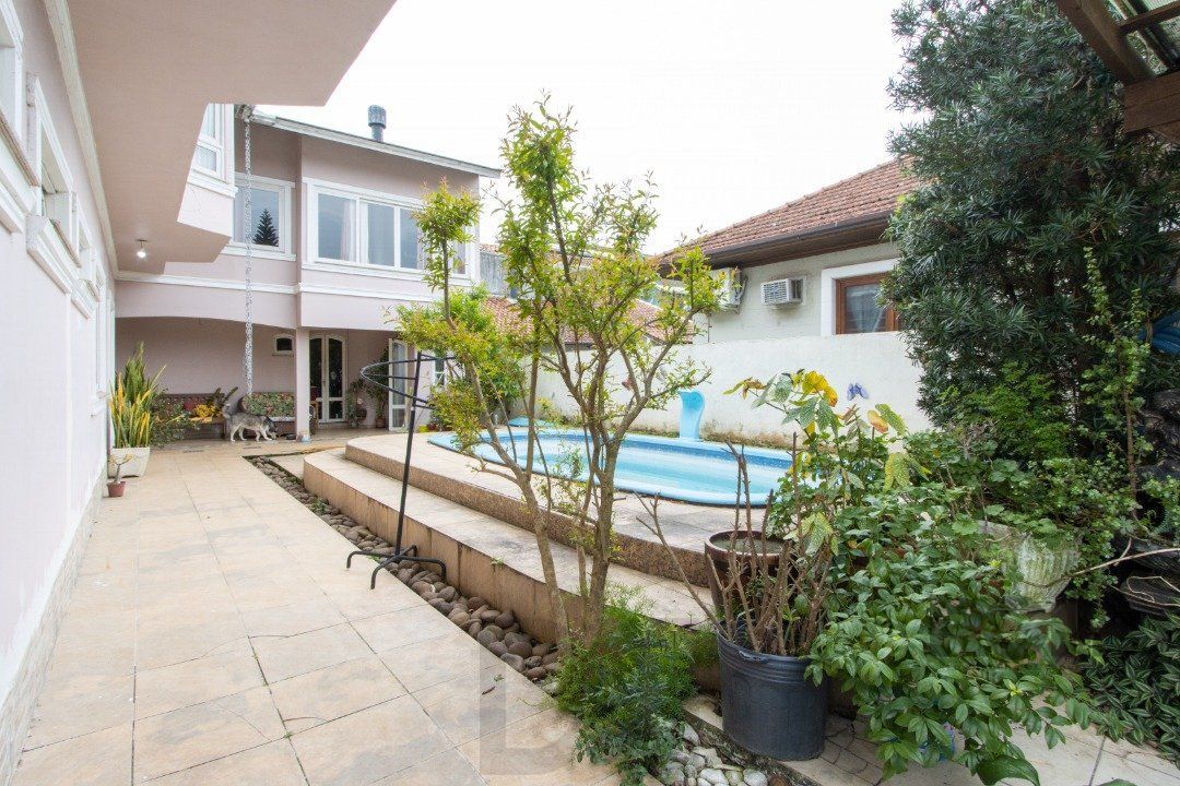 Casa para Venda - 238.68m², 4 dormitórios, sendo 1 suites, 4 vagas - Ipanema — foto 4