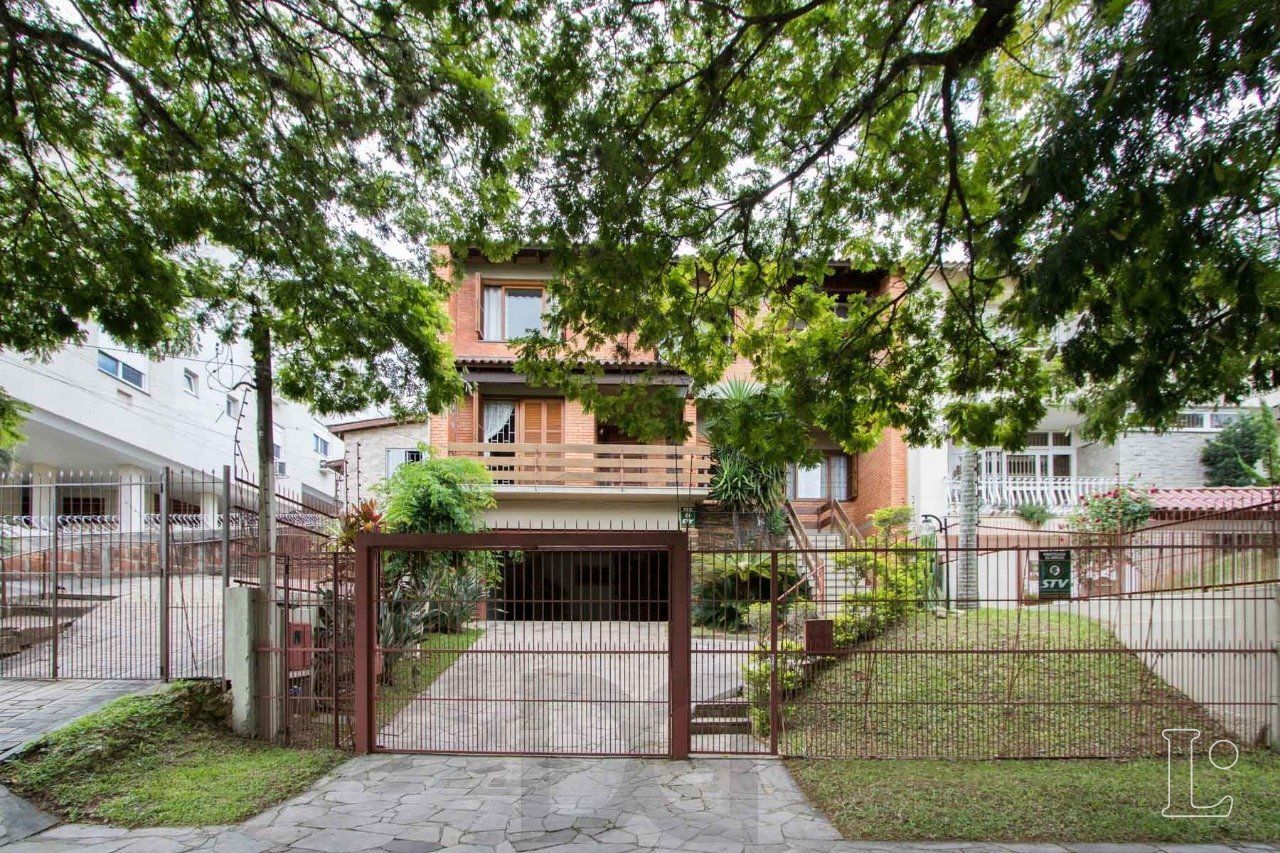 Casa para Venda - 416.89m², 4 dormitórios, sendo 1 suites, 5 vagas - Tristeza — foto 1
