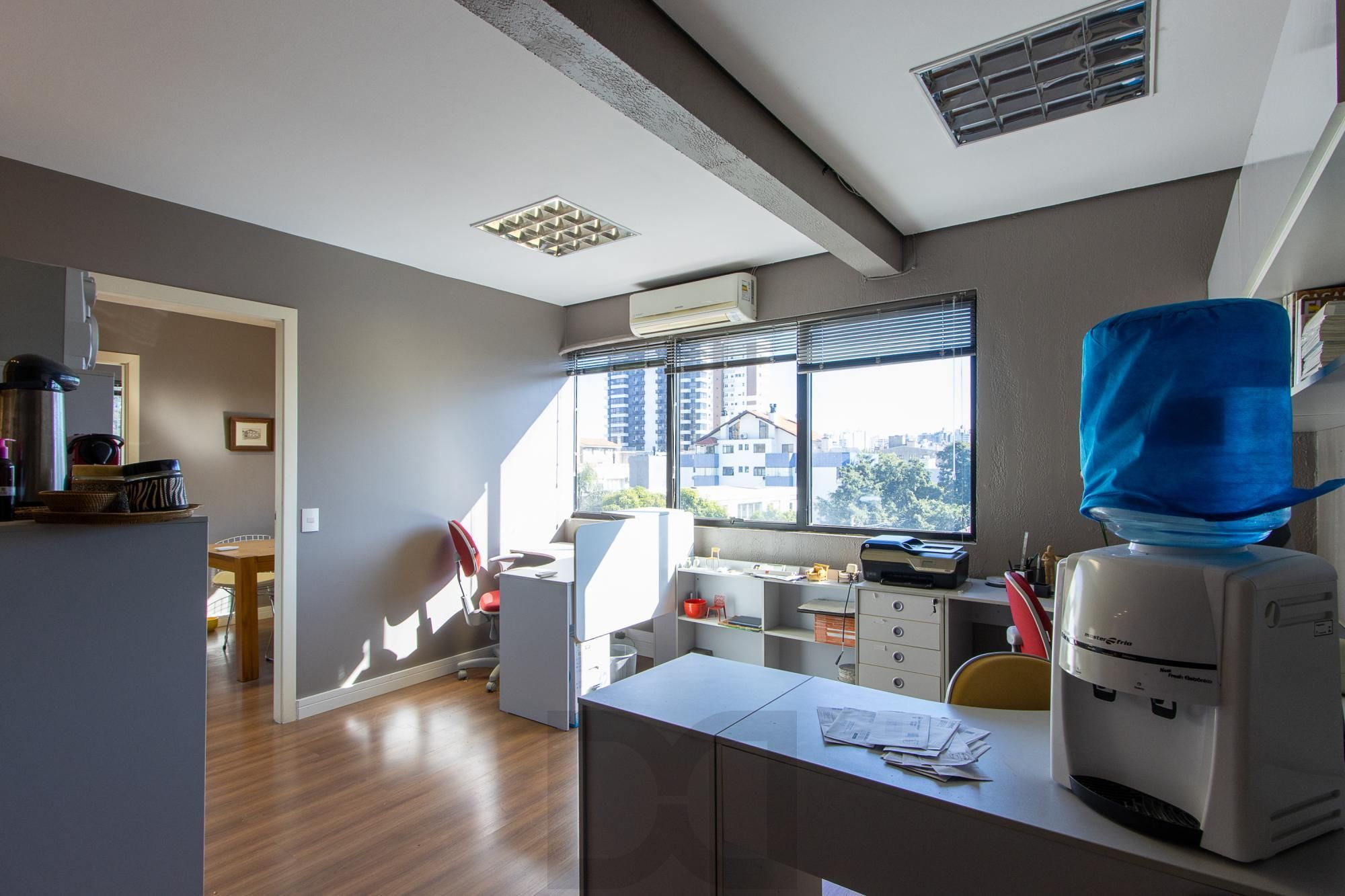 Sala Comercial Duplex à Venda no Bairro Petrópolis – Edifício João Abbott — foto 11