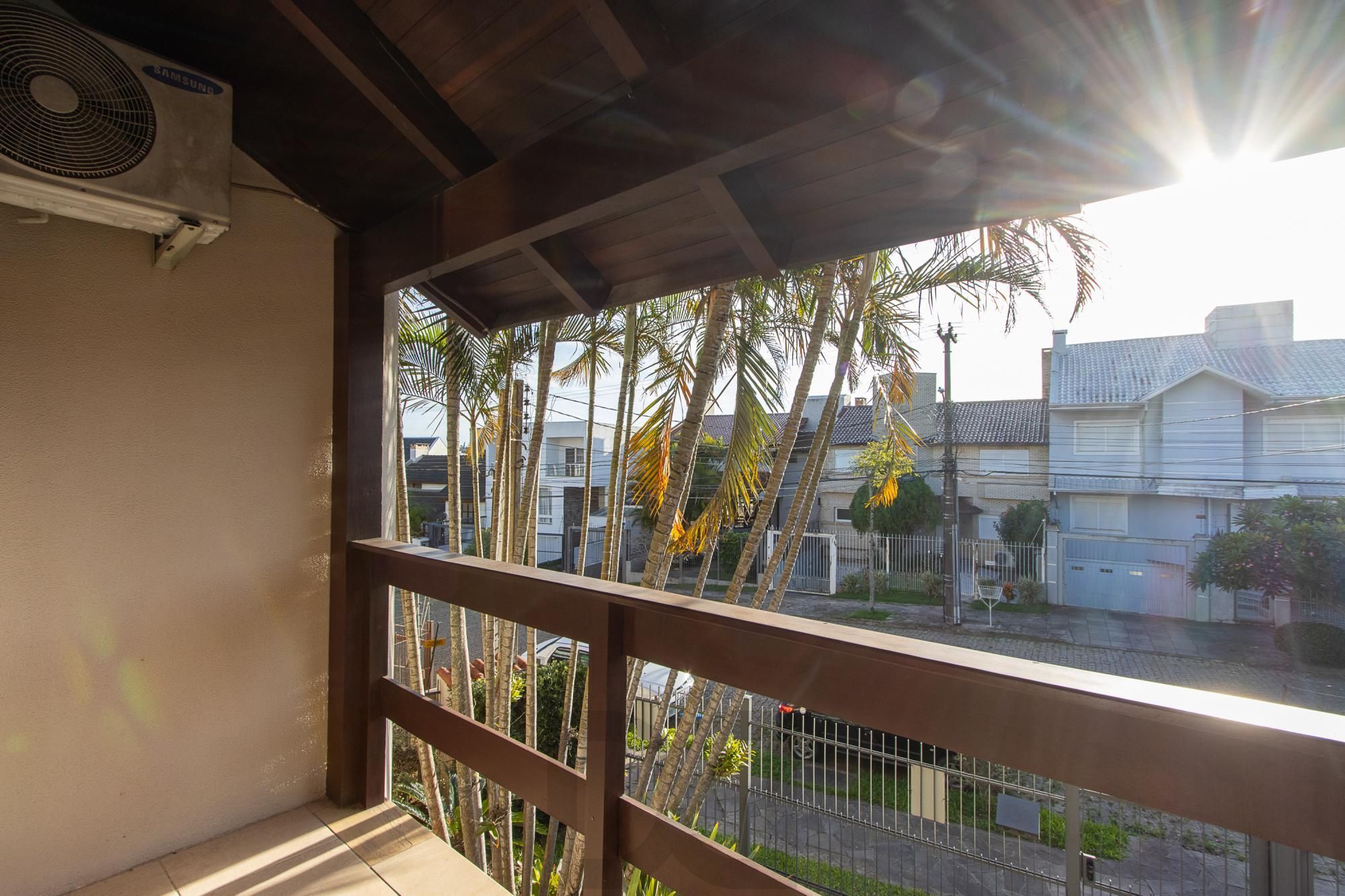 Excelente casa de 3 dormitórios, 1 suíte, pátio, piscina e vaga para 2 carros cobertas. — foto 38