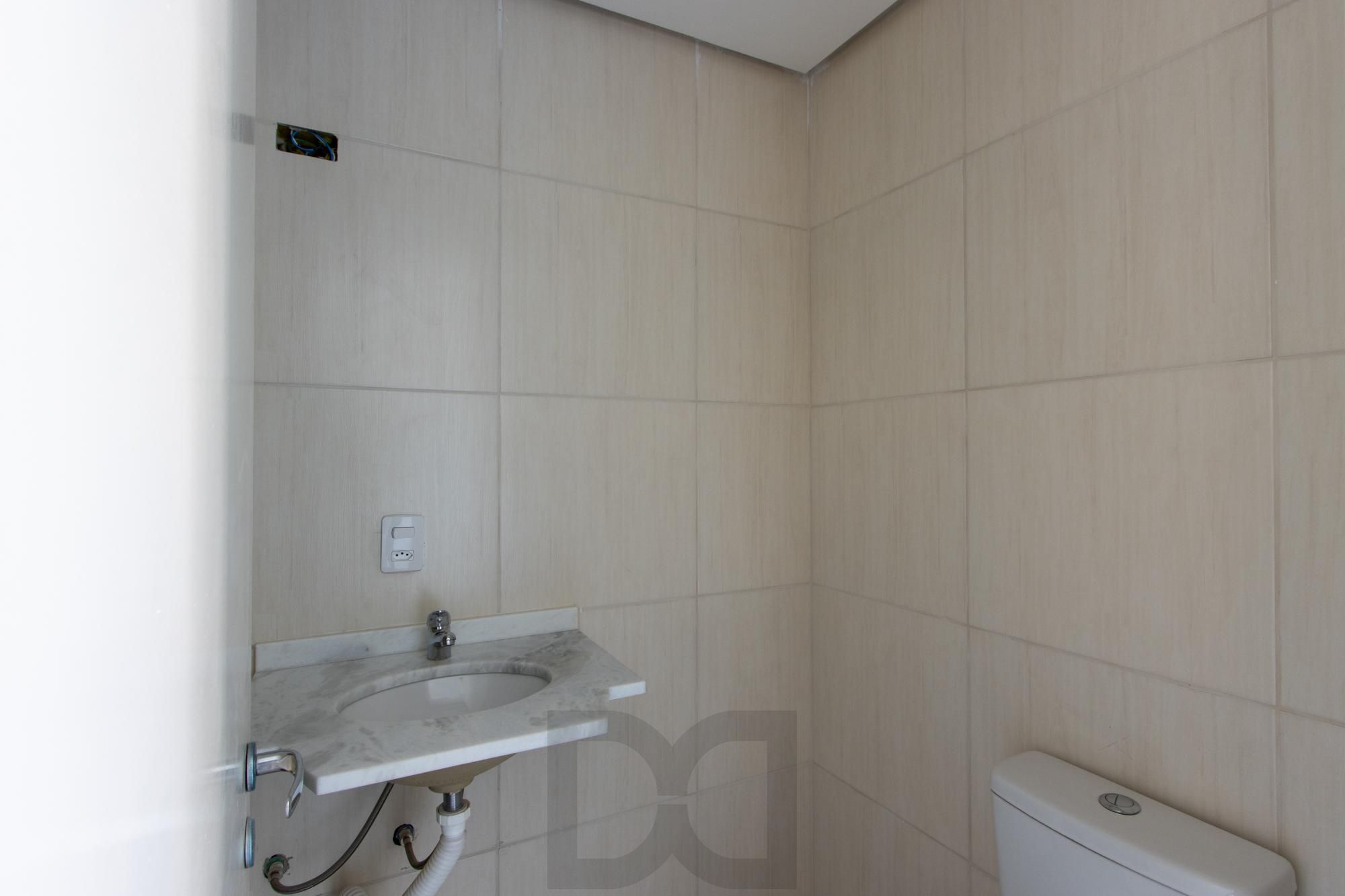 Apto com 3 dormitórios suíte e box coberto ( nunca habitado e reformado ) — foto 19