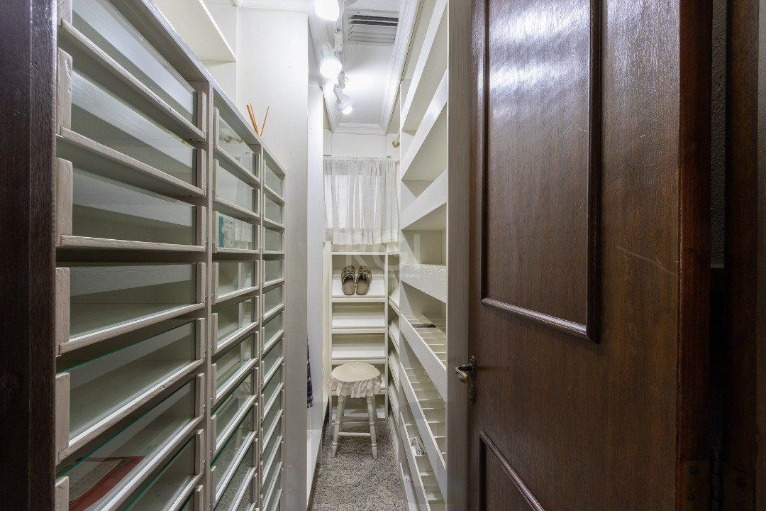 Casa para Venda - 430m², 4 dormitórios, sendo 2 suites, 4 vagas - Vila Assunção — foto 49