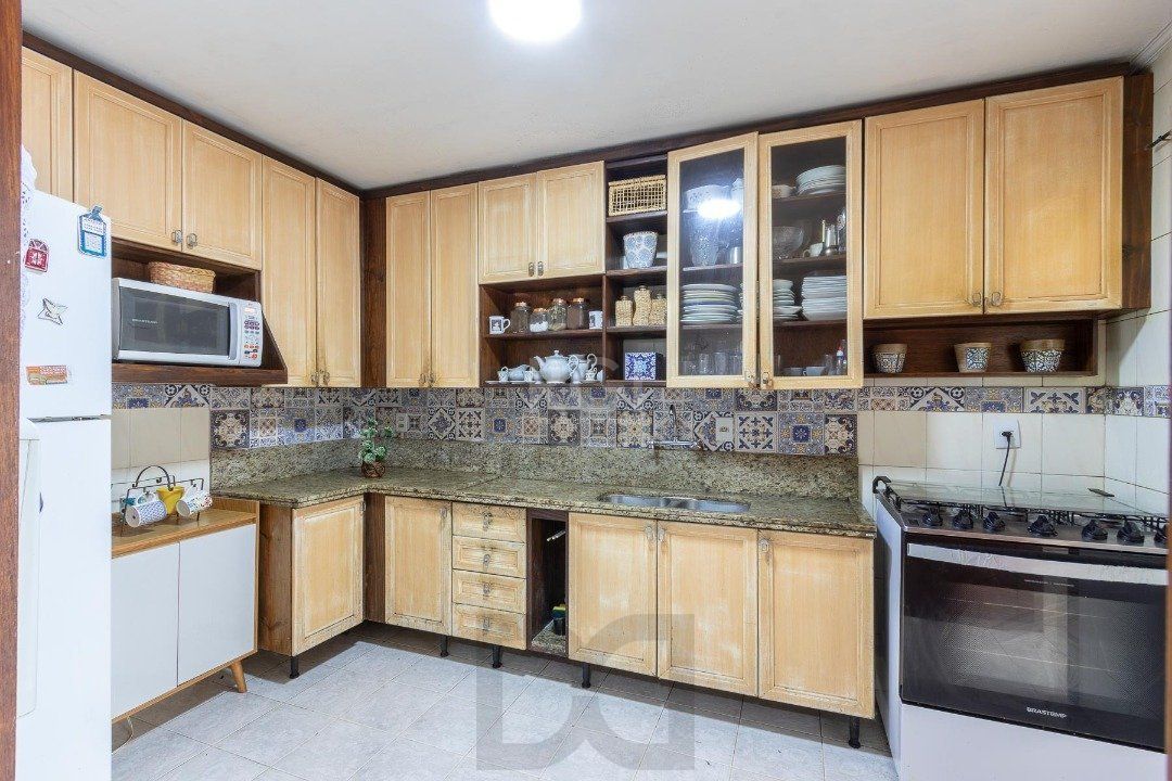 Casa para Venda com 3 dormitórios, sendo 1 suites e 4 vagas no bairro Ipanema — foto 15