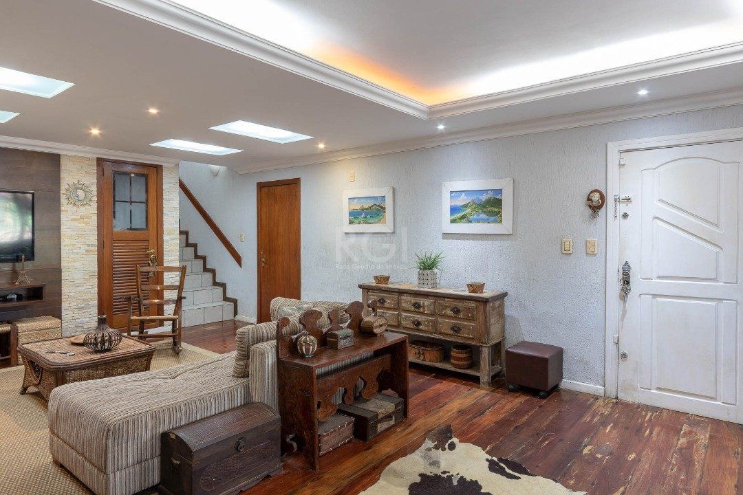 Casa para Venda com 3 dormitórios, sendo 1 suites e 4 vagas no bairro Ipanema — foto 7