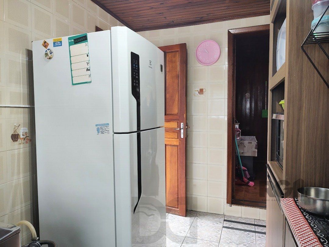 Casa para venda com 3 dormitórios no bairro Tristeza — foto 13