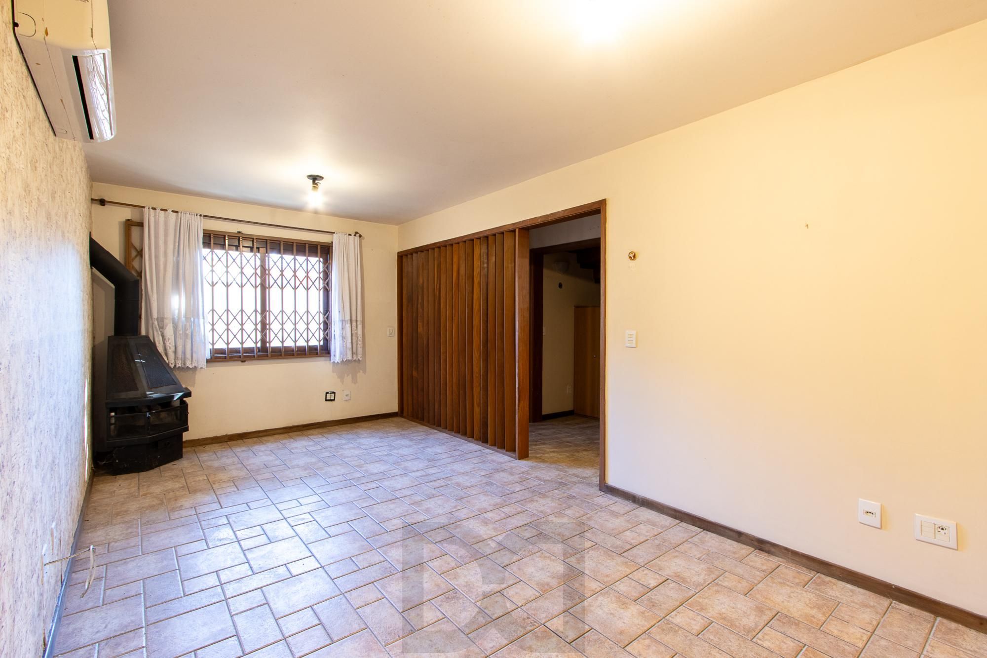 Casa 3 dormitórios, 1 suíte, 2 vagas - Bairro Camaquã — foto 11