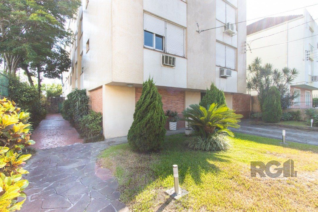 Apartamento reformado de 124m² privativos- 3 dormitórios sendo 1 suíte no bairro Medianeira — foto 30