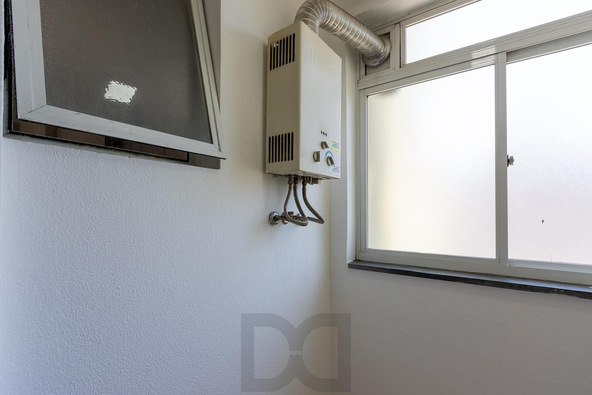 Apartamento 3 quartos, 1 vaga coberta, escriturada, condomínio com infra - Bairro Cristal — foto 13