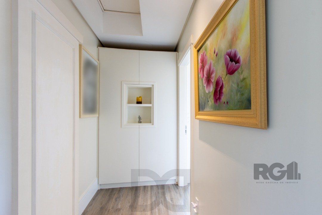 Excelente residência no Condomínio Terra Ville com aproximadamente 474,74m² privativos. — foto 72
