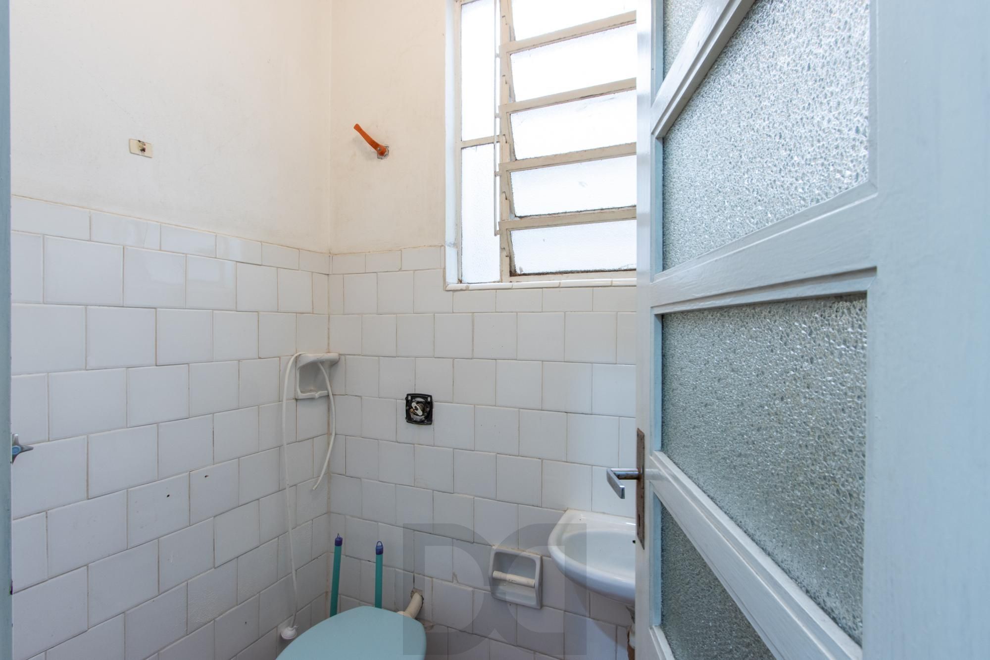 Apartamento de 3 dormitórios com uma vaga de garagem à venda no bairro Menino Deus – Porto Alegre — foto 26