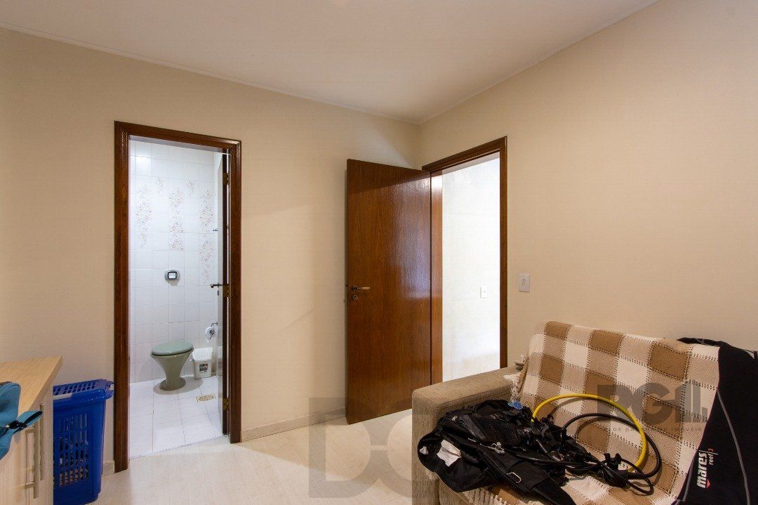 Sobrado com vista para Rio, 3 quartos, 2 suites, pátio, piscina, vaga para 4 carros - Bairro Vila Assunção — foto 43