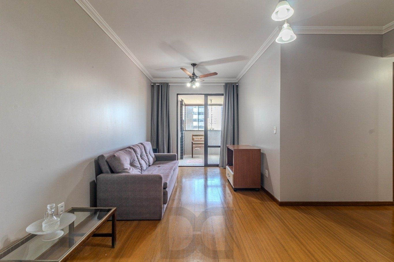 Apartamento com 2 quartos, vaga dupla - Bairro Petrópolis — foto 2
