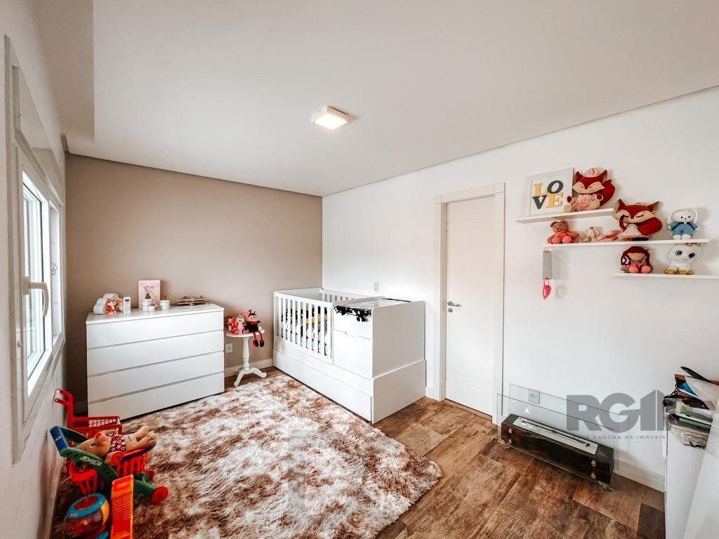 Excelente residência com aproximadamente 242m² privativos, — foto 41