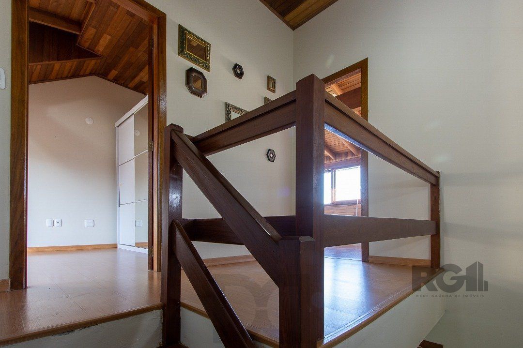 Casa para Venda - 300m², 5 dormitórios, sendo 1 suites, 4 vagas - Portal do Guarujá — foto 43