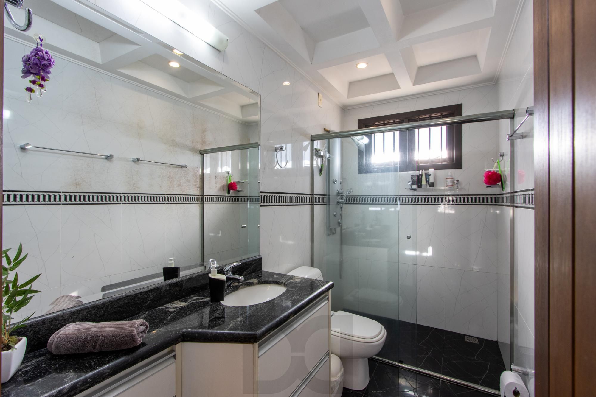 Casa com 3 quartos e 357m² à venda em Tristeza, Porto Alegre. — foto 49