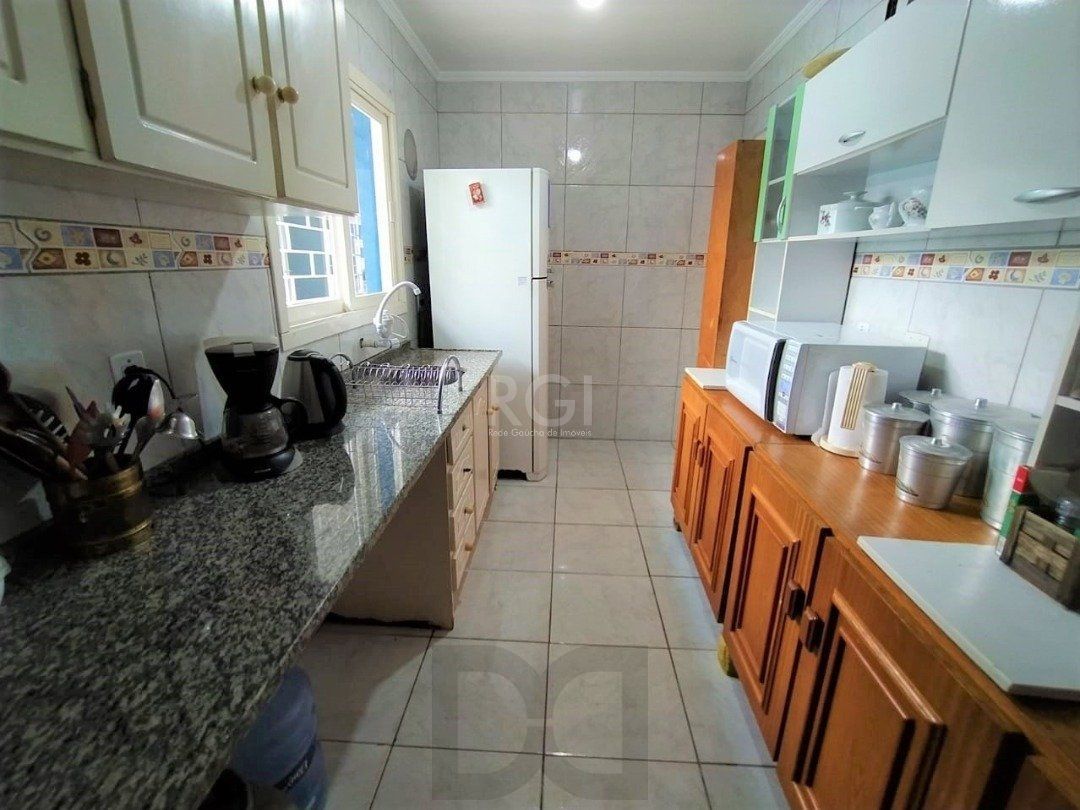Casa para Venda - 150m², 4 dormitórios, sendo 3 suites, 2 vagas - Jardim Verde — foto 12