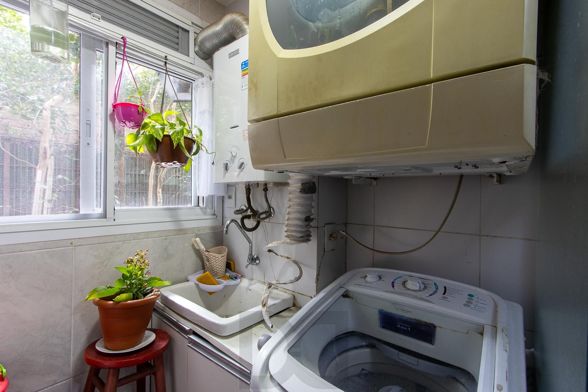 APARTAMENTO Á VENDA NO BAIRRO TERESÓPOLIS - 03 QUARTOS SENDO 01 SUITE - 01 VAGA — foto 9